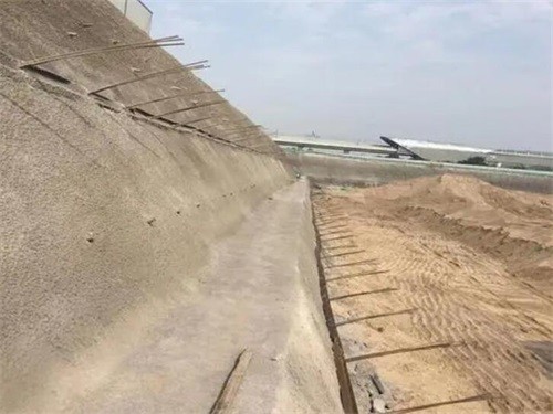 下花园河道边坡加固